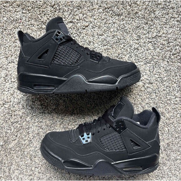 Nike Air Jordan 4 Retro Black Cat Size 4 Youth (Size 5.5 Women's) - Picture 1 of 8